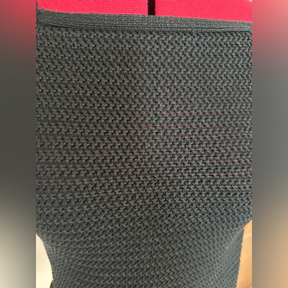 Aritzia top - Picture 3 of 4